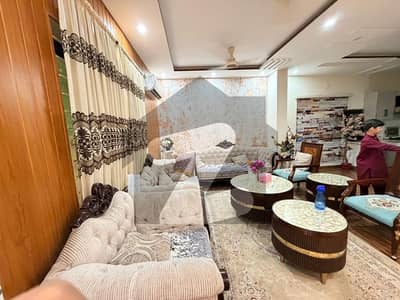5 marla used house for sale umer block hot location gas available lda aproved area