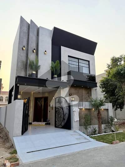 Lavish 5 Marla House With Modern Interior For Sale
