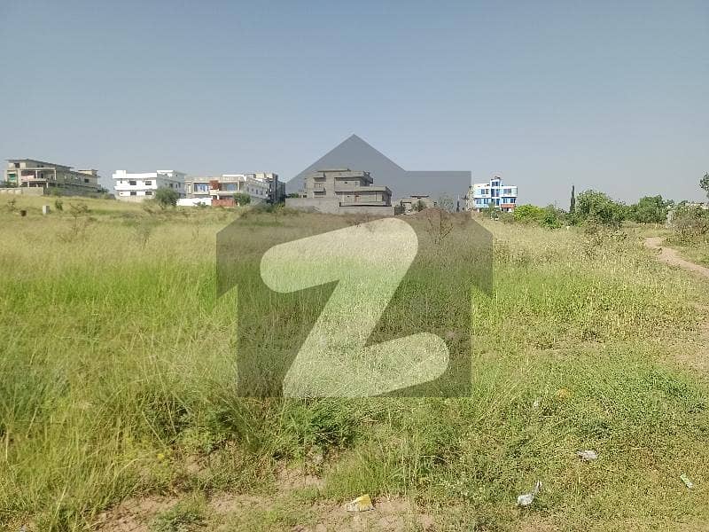 E-18 Health Enclave Islamabad Residential Plot Surrounded By Houses E-18 Health Enclave Islamabad Residential Plot Surrounded By Houses