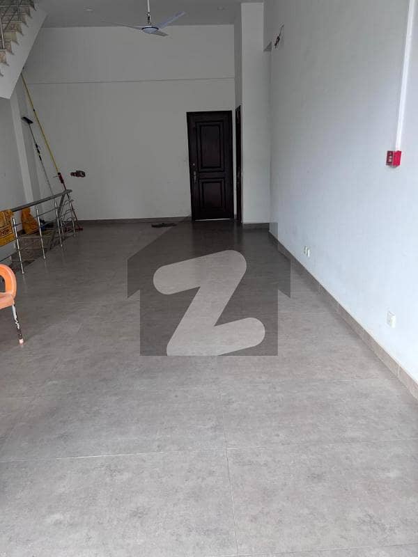 Prime Location Showroom Available For Rent Prime Location Showroom Available For Rent