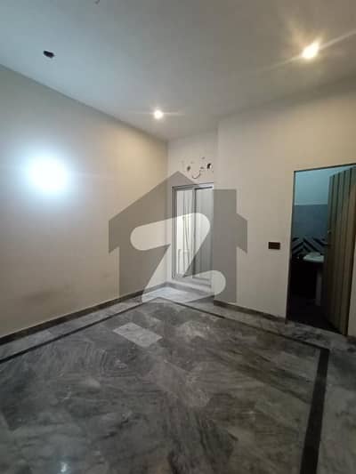 2 Marla Flat Available For Rent