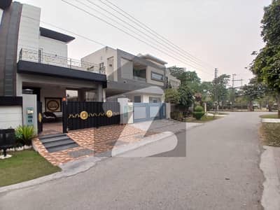 10 Marla Fully Furnished House for Sale - DHA Phase 4 | Keys & Documents in Hand | Visit Anytime Possible