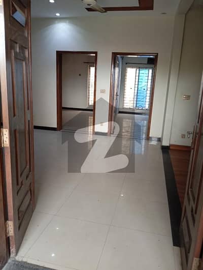 6 Marla Upper Portion Available For Rent ( Bachelors Option)