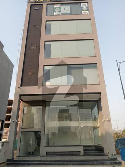 ڈی ایچ اے فیز 6 - مین بلیوارڈ ڈی ایچ اے فیز 6,ڈیفنس (ڈی ایچ اے),لاہور میں 4 مرلہ Studio دفتر 69.0 ہزار میں کرایہ پر دستیاب ہے۔