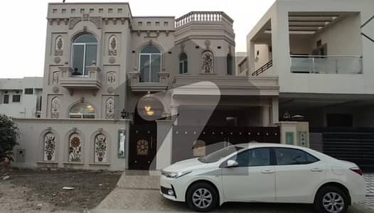 ڈی ایچ اے فیز 6 - سی سی 2 بلاک ڈی ایچ اے فیز 6,ڈیفنس (ڈی ایچ اے),لاہور میں 4 مرلہ کمرشل پلاٹ 3.75 کروڑ میں برائے فروخت۔ ڈی ایچ اے فیز 6 - سی سی 2 بلاک ڈی ایچ اے فیز 6,ڈیفنس (ڈی ایچ اے),لاہور میں 4 مرلہ کمرشل پلاٹ 3.75 کروڑ میں برائے فروخت۔