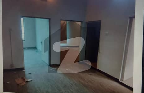ڈی ایچ اے فیز 3 - بلاک وائے فیز 3,ڈیفنس (ڈی ایچ اے),لاہور میں 4 مرلہ Studio دفتر 75.0 ہزار میں کرایہ پر دستیاب ہے۔