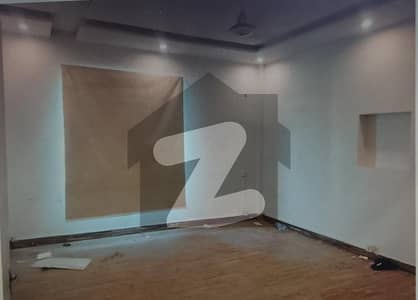 4 Marla 1st Floor Office For Rent DHA Phase 3, Block y, 1st Floor With Parking