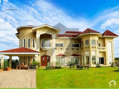5 Kanal Farmhouse Plot Available For Sale At Prime Location In Block C Of Gulberg Greens