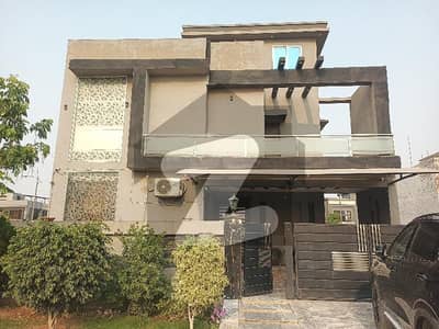 10 marla house for sale