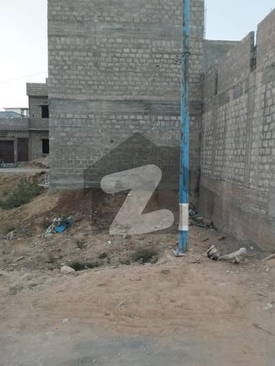 80 Sq Yards Plot for Sale - Gold Block