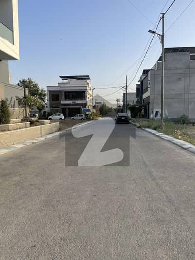 120 sqyd plot for sale in Meerut Society