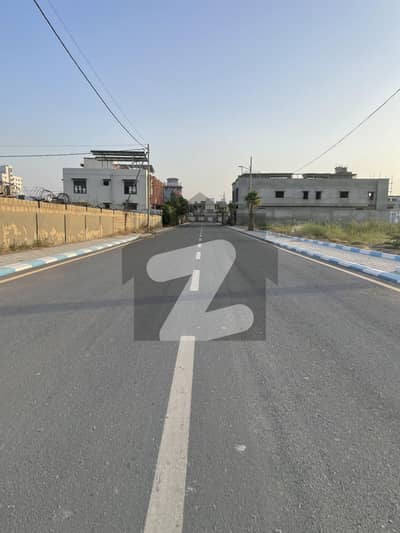 200 sqyd plot for Sale in Ali Garh 9a1