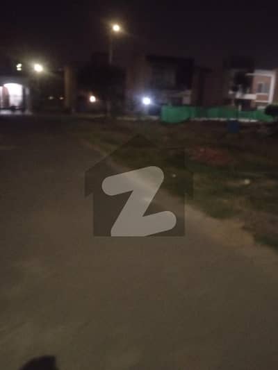 5 Marla possession plot available for Sale in DHA 9 Town Lahore