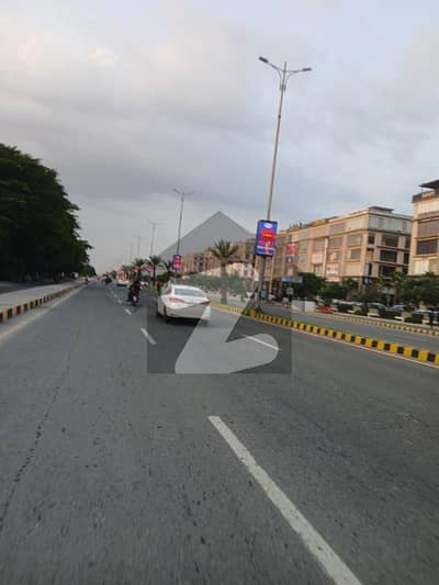 ڈی ایچ اے فیز 6 ڈیفنس (ڈی ایچ اے),لاہور میں 10 مرلہ رہائشی پلاٹ 1.6 کروڑ میں برائے فروخت۔