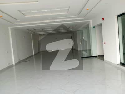 ڈی ایچ اے 9 ٹاؤن ڈیفنس (ڈی ایچ اے),لاہور میں 8 مرلہ Studio دفتر 95.0 ہزار میں کرایہ پر دستیاب ہے۔