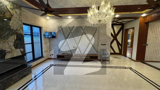 Luxury Redefined Exclusive 1 Kanal House For Sale in Gulberg Residencia, Islamabad