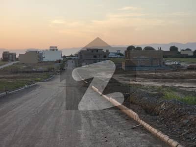 Gulberg Residencia Block A in Gulberg Residencia Islamabad Plot For Sale