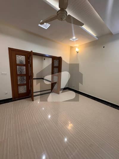 10 Marla House For Rent Sector A Bahria Enclave Islamabad