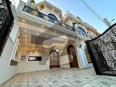 Airport Green Garden 10 Marla House For Sale
