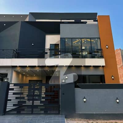 Buch Villas villas Manik Block 5 Marla trepale story house available