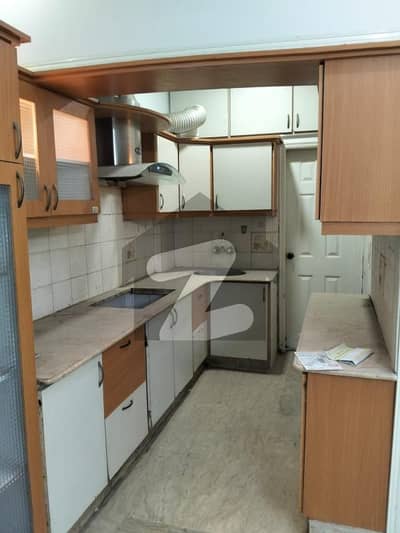 Gulshan e Iqbal block 7 Main road KFC  Crown castle apartment 1300 sq ft 3 bed dd Lift available Road facing Third floor Leased flat 24/7 electricity  Sweet water Demand 2.25 Key available *Code(16432)*