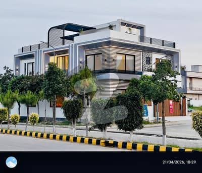 Corner 10 Marla Semi Furnished House For Sale