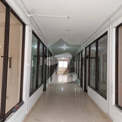 OFFICE SPACE / COMMERCIAL 4000 SQFT + - SQFT AVALIABLE FOR RENT 875000
