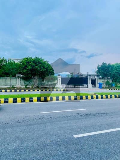 Block E, 5 Kanal Corner Farm House Plot for Sale Gulberg Greens Islamabad