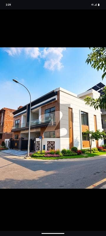 5 Marla brand new house Onwr build tile floor beautiful house