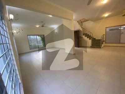 READY TO MOVE 235 sq Yd 3 Bed DDL Villas FOR SALE At Precinct-27 Close To Jinnah Avenue And London Bridge