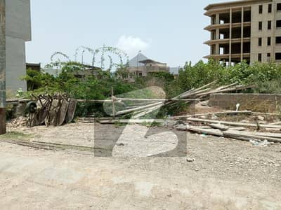ڈی ایچ اے فیز 7 ایکسٹینشن ڈی ایچ اے ڈیفینس,کراچی میں 6 مرلہ کمرشل پلاٹ 11.0 کروڑ میں برائے فروخت۔