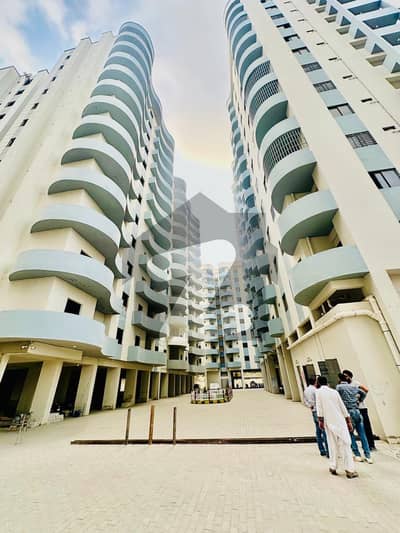 Urgent Sale One Bed Lounge in Daniyal Residency Scheme 33 Karachi