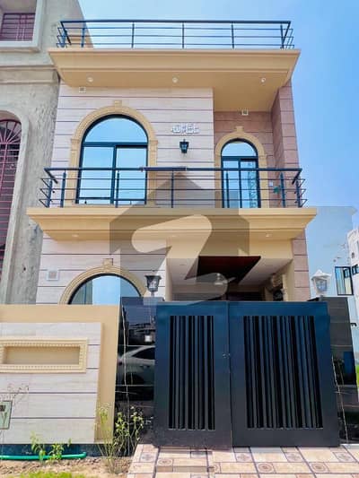 ال-کبیر فیز 2 - بلاک ای الکبیر ٹاؤن - فیز 2,الکبیر ٹاؤن,رائیونڈ روڈ,لاہور میں 4 کمروں کا 3 مرلہ مکان 1.45 کروڑ میں برائے فروخت۔