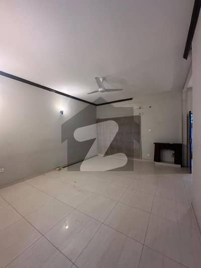 ایف ۔ 6 اسلام آباد میں 6 کمروں کا 1 کنال مکان 22.0 کروڑ میں برائے فروخت۔