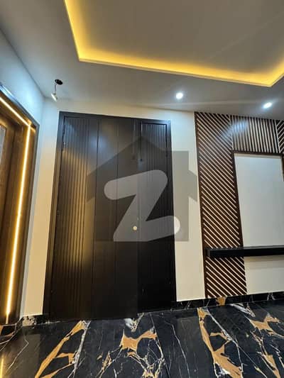 1 Kanal House For Rent