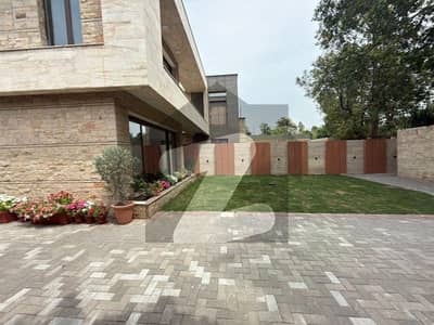 F-7 1000 Sq Yd Fully Luxury House Available