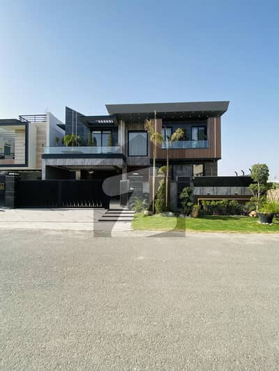 Royal Orchard Multan A Block 1 Kanal House Semi Furnished Available For Sale
