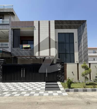 10 Marla Brand New House For Sale