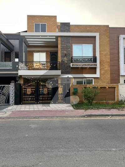 5 Marla Owner Build, Modern Designer House for Sale Eastern Block, Bahria Orchard Phase 1 5 Marla Owner Build, Modern Designer House for Sale Eastern Block, Bahria Orchard Phase 1