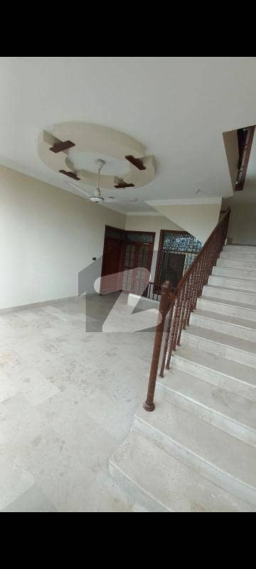GULSHAN E MAYMAR SECTOR X 200 SQ-YRD USED HOUSE GROUND+2 AVAILABLE FOR SALE