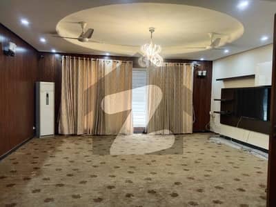 BEAUTIFUL LOCATION HOUSE FOR RENT BEAUTIFUL LOCATION HOUSE FOR RENT