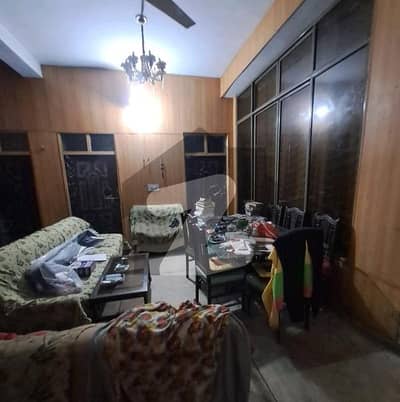 Allama Iqbal Town - Mehran Block House Sized 2363 Square Feet Is Available Allama Iqbal Town - Mehran Block House Sized 2363 Square Feet Is Available