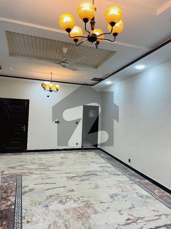 بنی گالہ اسلام آباد میں 3 کمروں کا 7 مرلہ مکان 72.0 ہزار میں کرایہ پر دستیاب ہے۔ بنی گالہ اسلام آباد میں 3 کمروں کا 7 مرلہ مکان 72.0 ہزار میں کرایہ پر دستیاب ہے۔