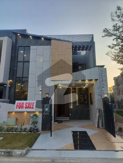 Main Boulevard & Near To Park 7 Marla Brand New House For Sale In Lake City - Sector M-7A Raiwind Road Lahore