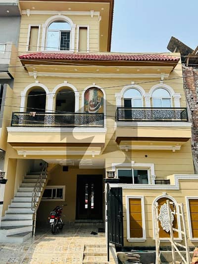 05 Marla Brand New House with Solar System installed for sale in Eden Boulevard College Road Lahore