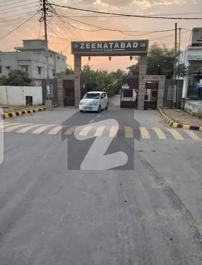 زینت آباد سکیم 33,کراچی میں 1 کنال رہائشی پلاٹ 5.5 کروڑ میں برائے فروخت۔