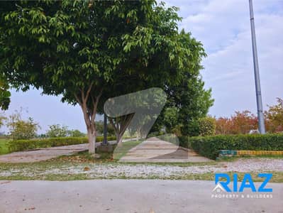 South Open 1 kanal Plot || Prime Location of Zone 4 || 12 Meter Wide Road || Sector B1