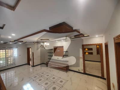 Upper Portion Available For Rent