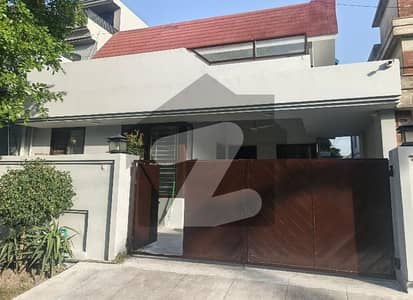 Dha Phase 3 - 10 Marla Full House For Rent
