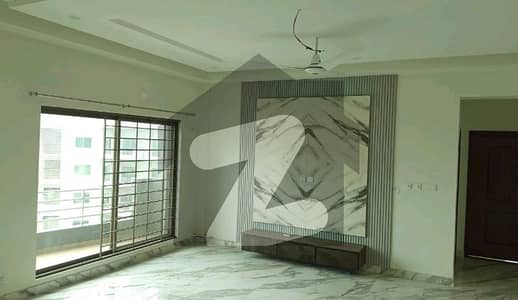 Flat Sized 10 Marla In Askari 10